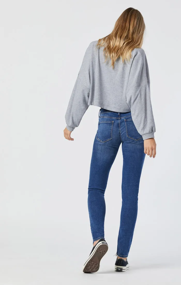 ALEXA SKINNY JEANS IN MID SUPERSOFT