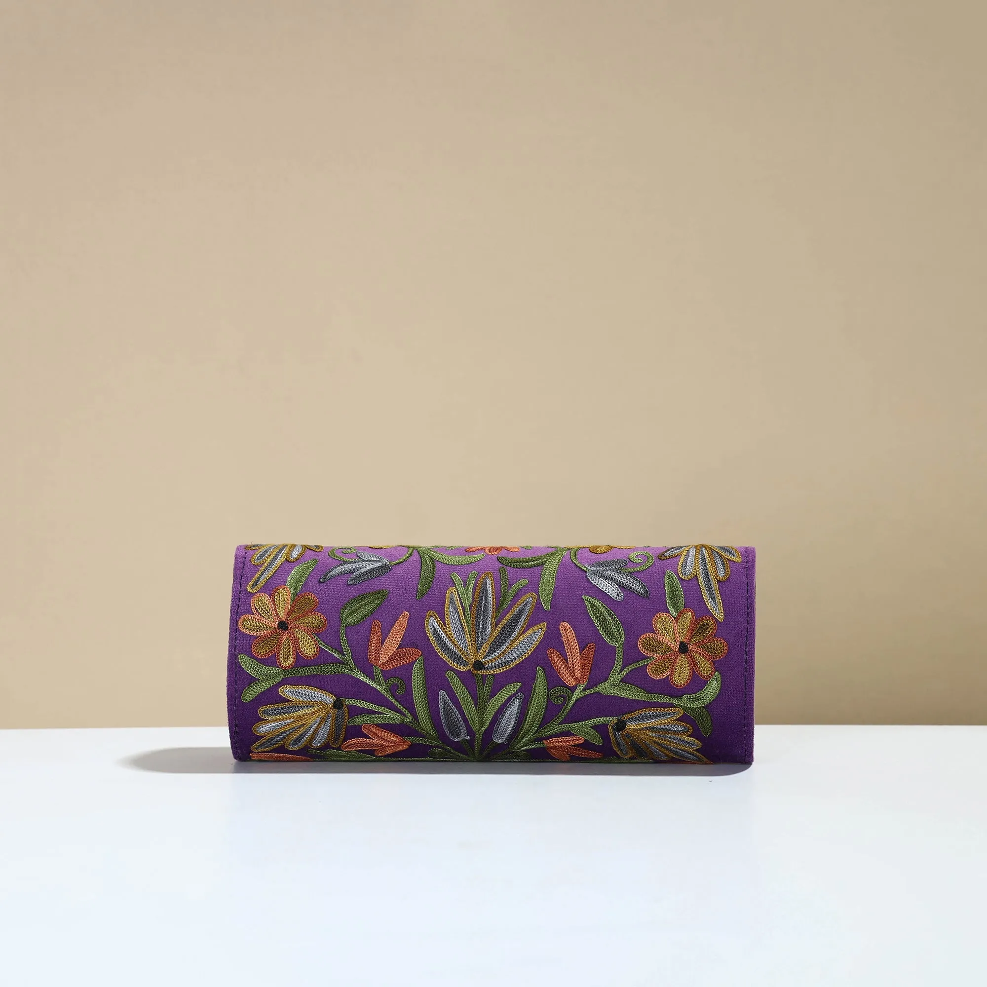 Authentic Kashmiri Crewel Embroidery Velvet Clutch 40