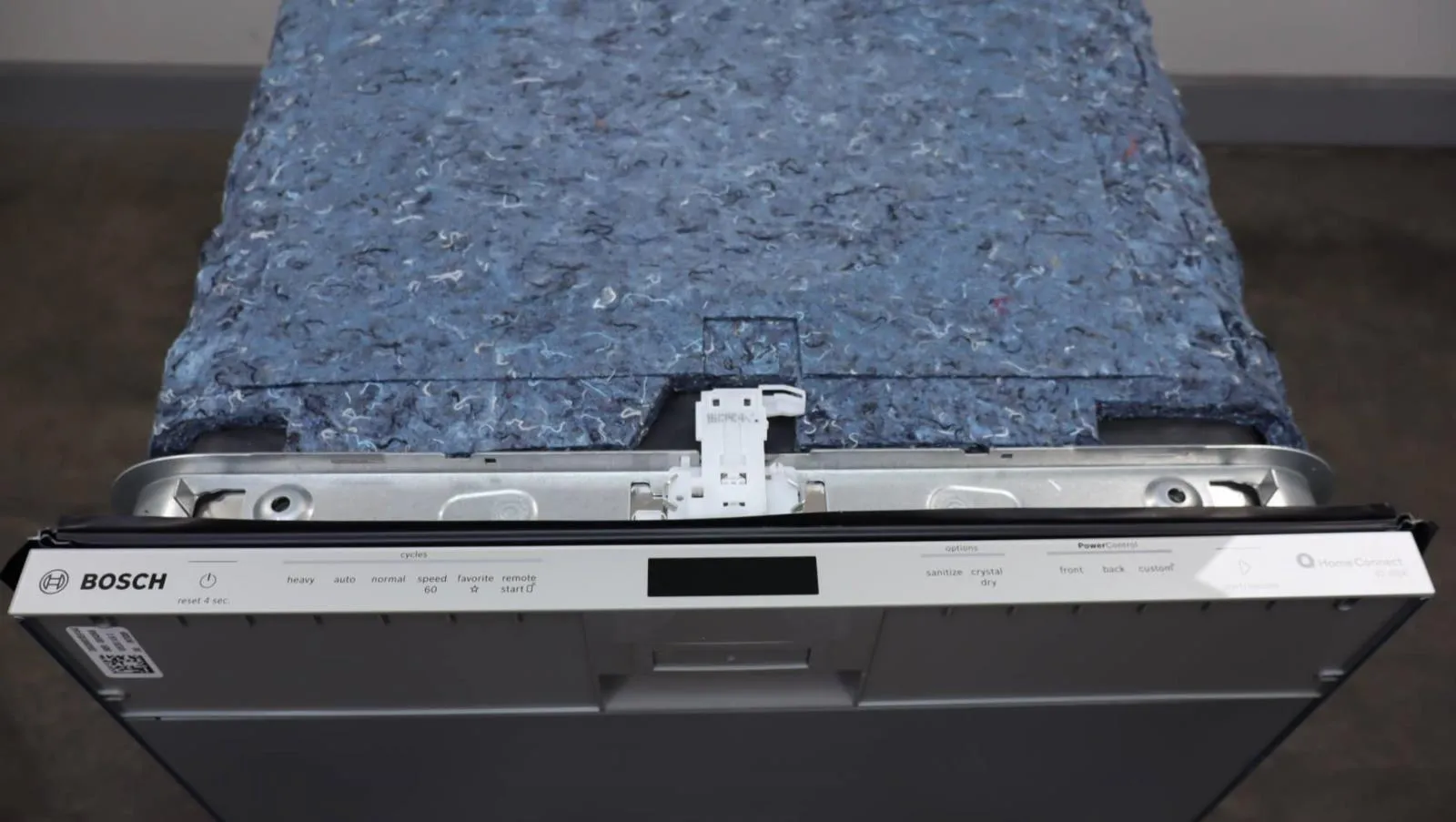Bosch 24" PR Fully Integrated Built-In Smart 800 Series Dishwasher SHV78CM3N