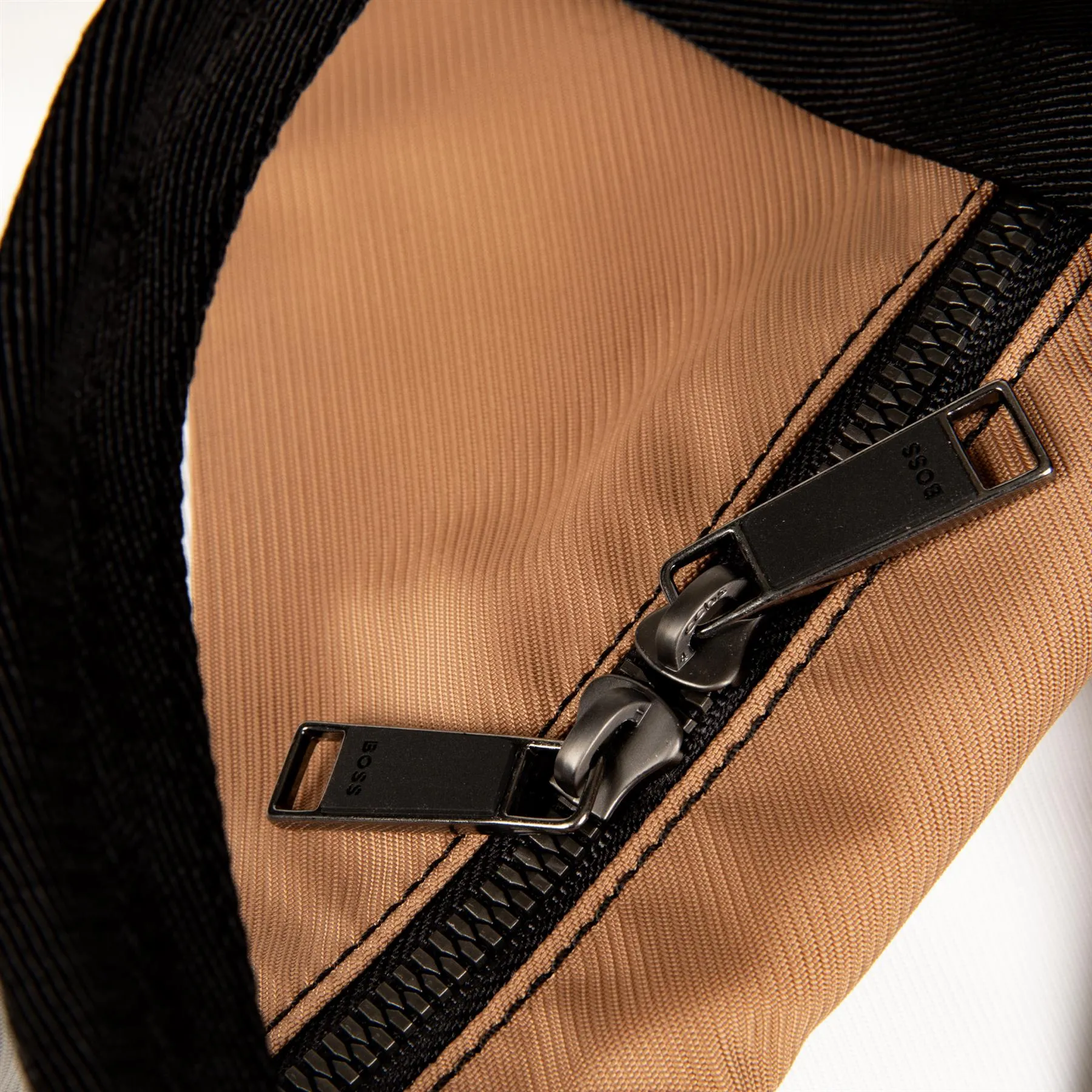 Catch 2.0 T Holdall Black - AW23