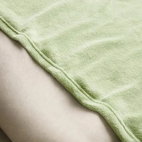 Mint Green Soft Fleece Throw 130 x 170cm