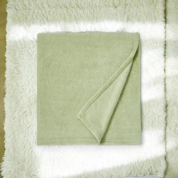 Mint Green Soft Fleece Throw 130 x 170cm