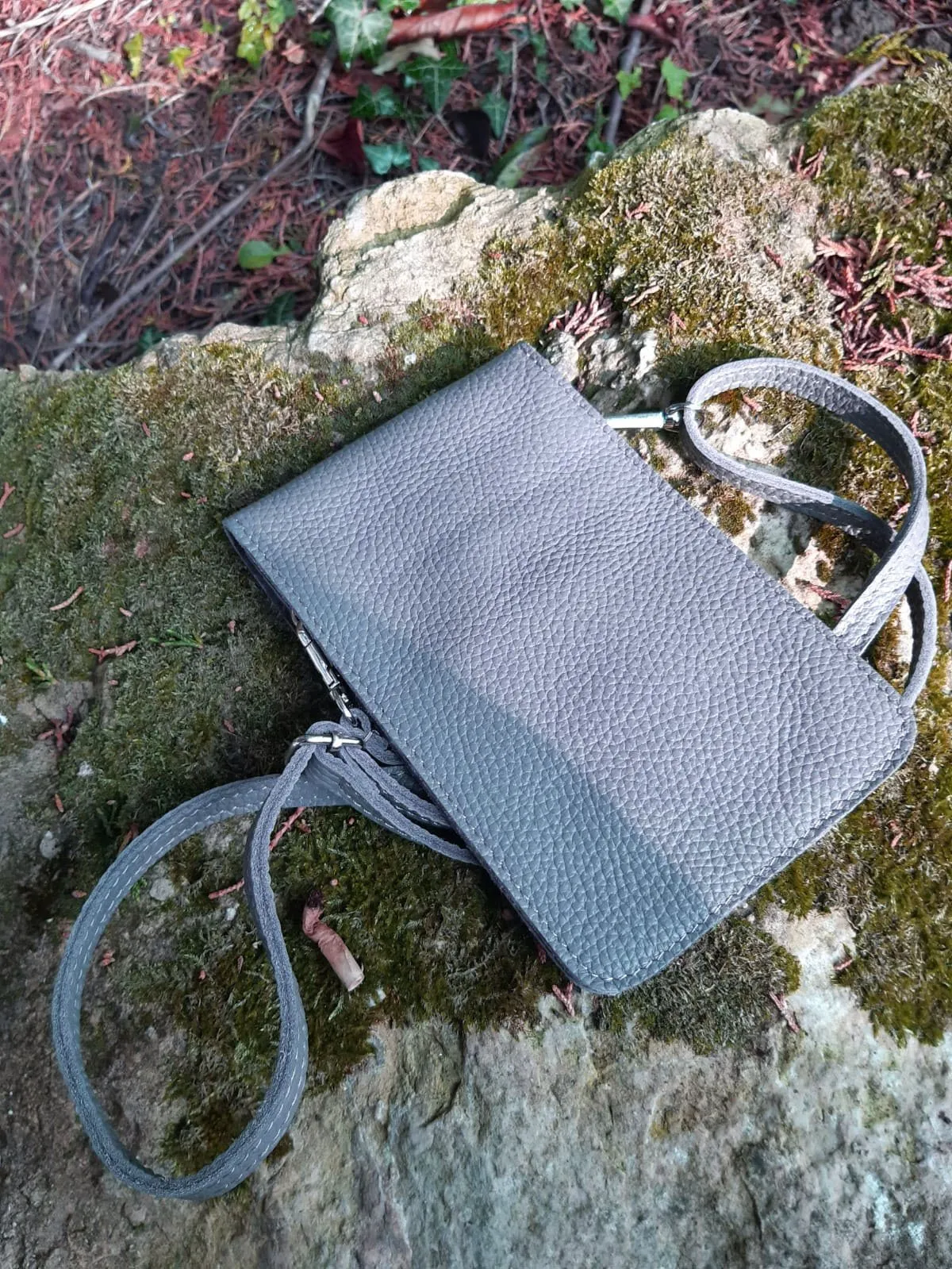 Rita V2 Small Leather Pouch Cross Body Bag