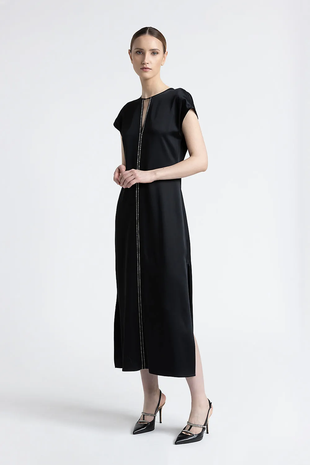 Round neck midi dress